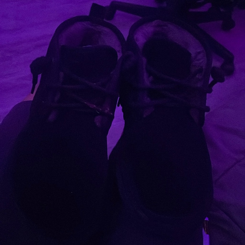 Black uggs